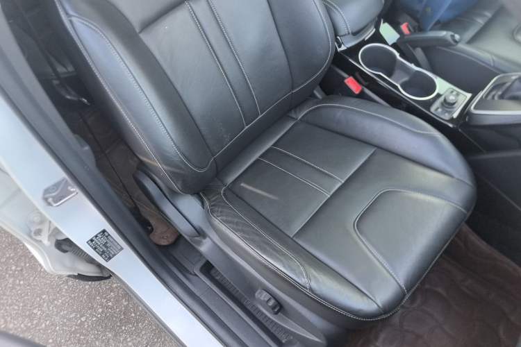 Used Ford Kuga 2013 2.0L GTDi Four-Wheel-Drive Sport Model
