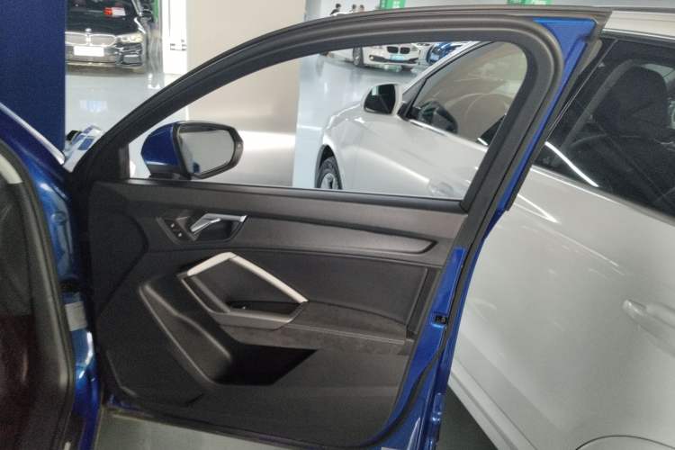 Used Audi Q3 2019 35 TFSI Advanced Dynamic Edition
