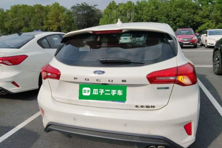 Used Ford Focus 2021 Hatchback EcoBoost 180 Automatic Titanium Edition
