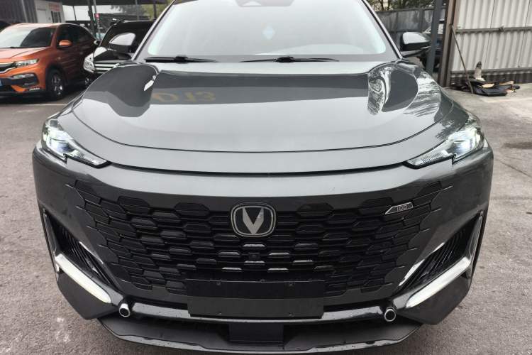 Used Changan UNI-K iDD 2023 Smart Electric iDD 1.5T 135km Smart Leading Model
