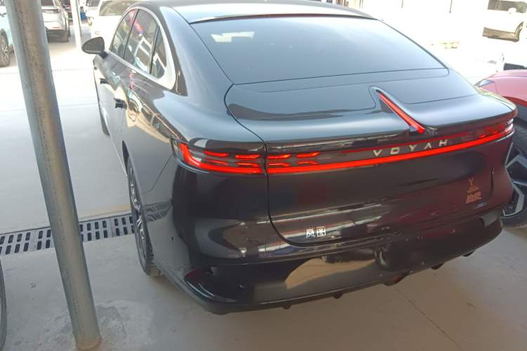 Used VOYAH PASSION 2024 PHEV Four-Wheel Drive Ultra-Long Range Flagship Model
