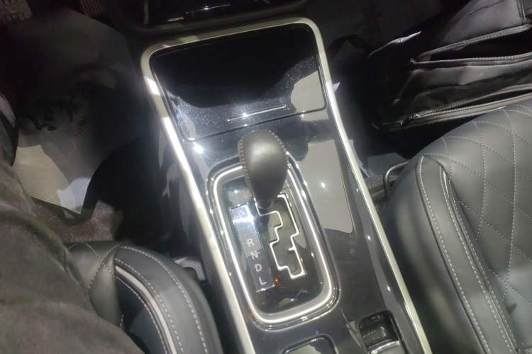 Used Mitsubishi Outlander 2020 2.4L 4x4 Zhi Xiang Edition 5 Seats
