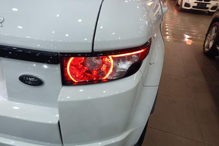 Used Land Rover Range Rover Evoque 2014 2.0T 5-Door Ignite Edition
