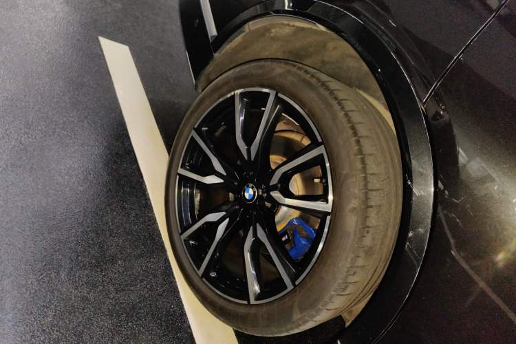 Used BMW X7 2020 xDrive40i Luxury M Sport Package