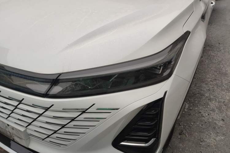 Used Changan CS75 PLUS 2024 3rd Generation Champion Edition 1.5T Intelligent Drive Dynamic Model
