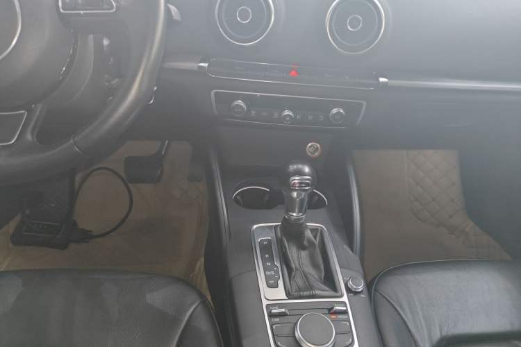 Used Audi A3 2014 Sportback 35 TFSI Automatic Comfort Model
