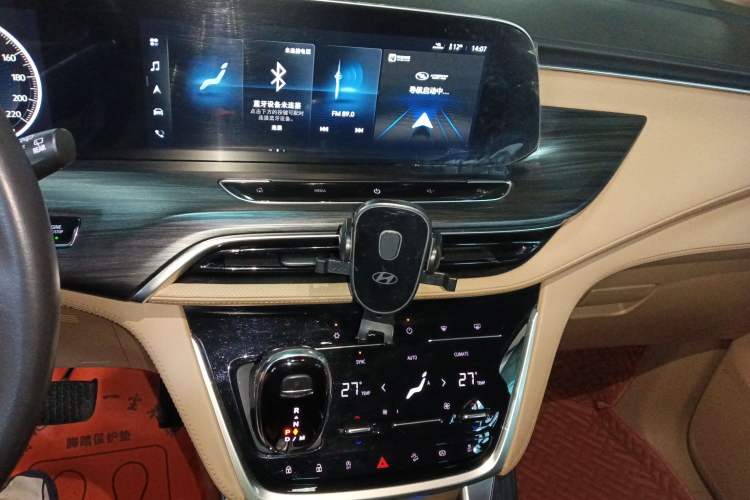 Used Buick GL8 2020 ES Land Cruiser 653T Luxury Model
