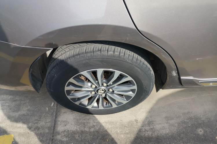 Used Toyota Corolla 2017 Revised Version 1.2T S-CVT GL-i