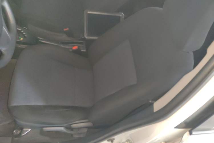 Used Toyota YARiS L 2019 1.5E CVT Dynamic Edition China VI compliant
