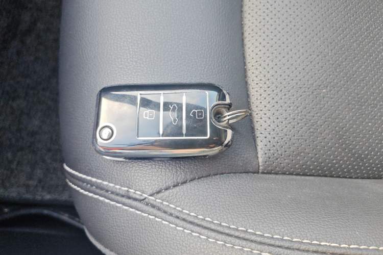 Used Roewe RX5 2018 20T Two-Wheel Drive Automatic Internet Smart Luxury Edition