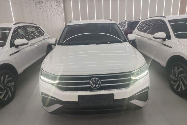 Used Volkswagen Tiguan L 2022 330TSI Automatic Two-Wheel Drive Comfort Edition
