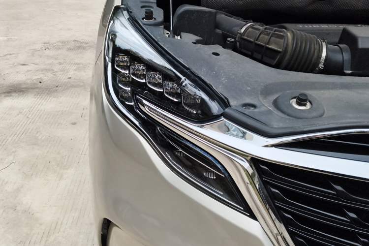 Used Buick GL8 2021 ES Land Cruiser 653T Smart Flagship Model
