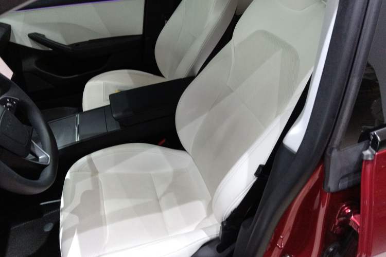 Used Tesla Model 3 2023 Long-Range All-Wheel-Drive Version
