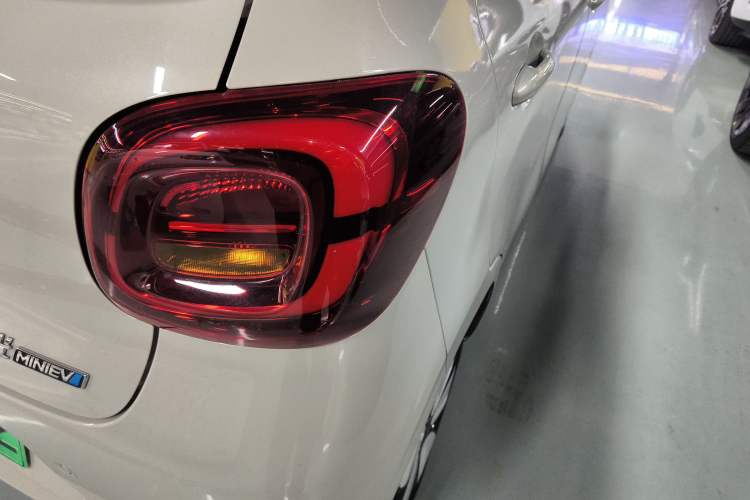 Used Wuling Hongguang MINIEV 2025 Four-Door Version Advanced Edition