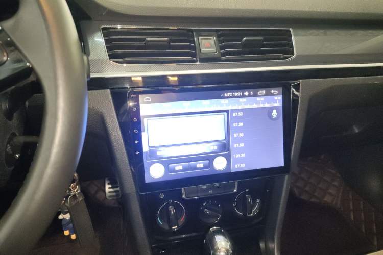 Used Volkswagen C-TREK 2018 1.5L Automatic Comfort Model
