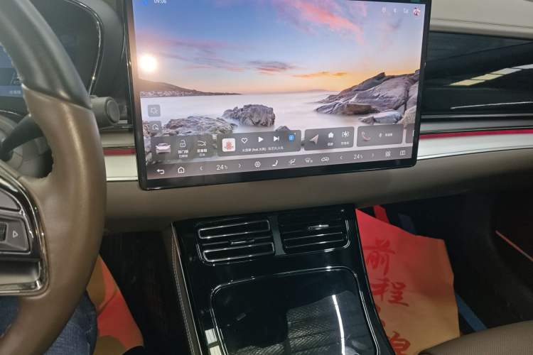 Used BYD Han 2024 EV Glory Edition 605KM Front-Wheel-Drive Premium Model
