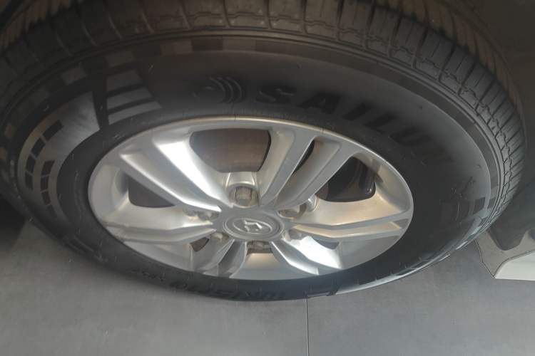 Used SAIC MAXUS G10 2016 2.0T Automatic Elite Edition