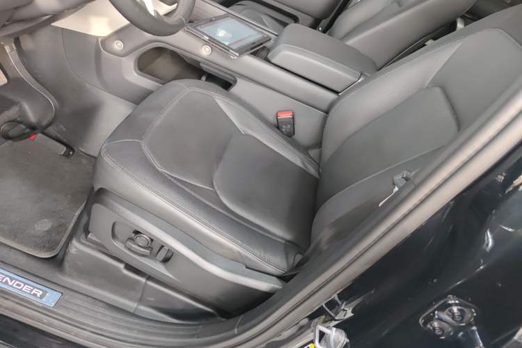 Used Land Rover Defender 2023 Facelift 110 3.0T P400 X-DYNAMIC HSE
