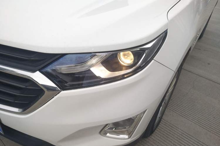 Used Chevrolet Equinox 2019 535T Automatic YuJie Edition China VI
