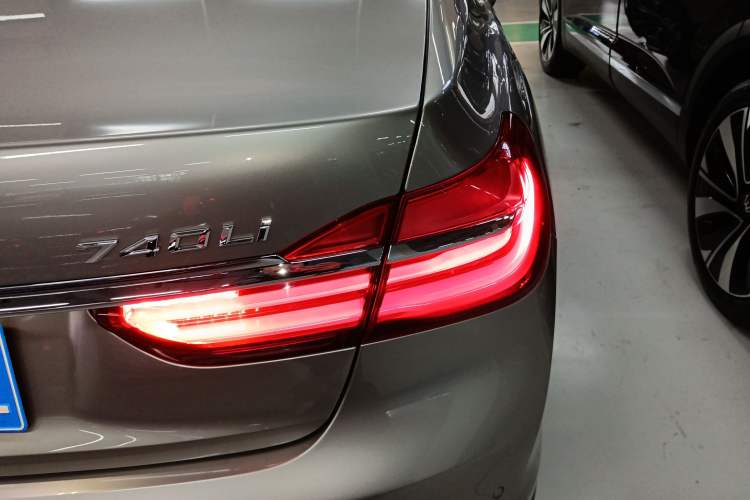 Used BMW 7 Series 2016 730Li Luxury Model
