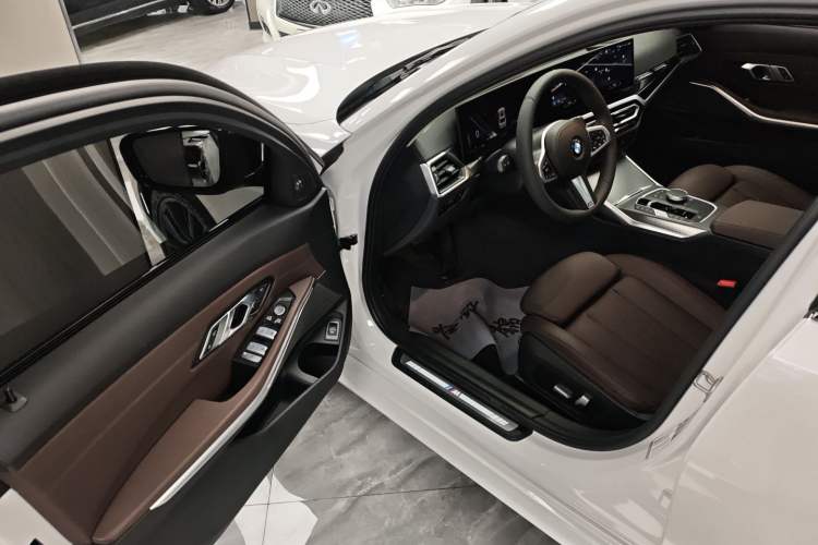 Used BMW 3 Series 2023 325Li M Sport Night Edition Package
