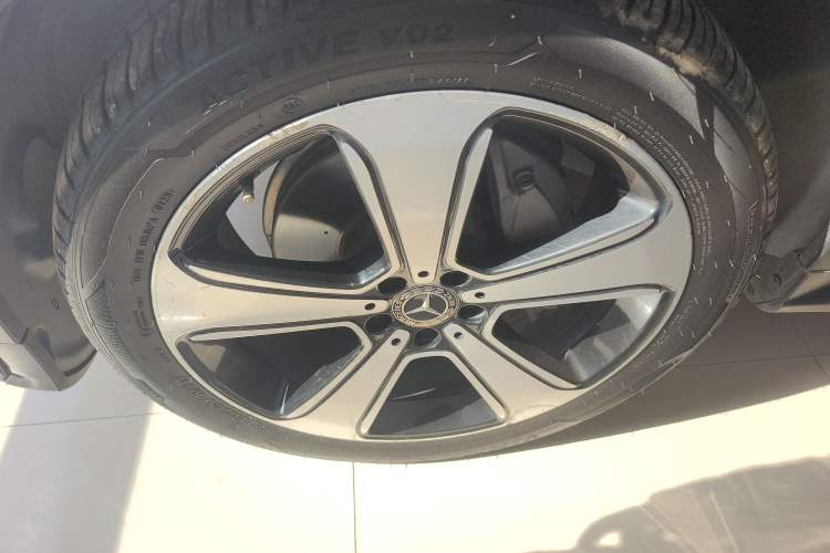 Used Mercedes-Benz GLC 2019 Refreshed GLC 300 L 4MATIC Dynamic Edition
