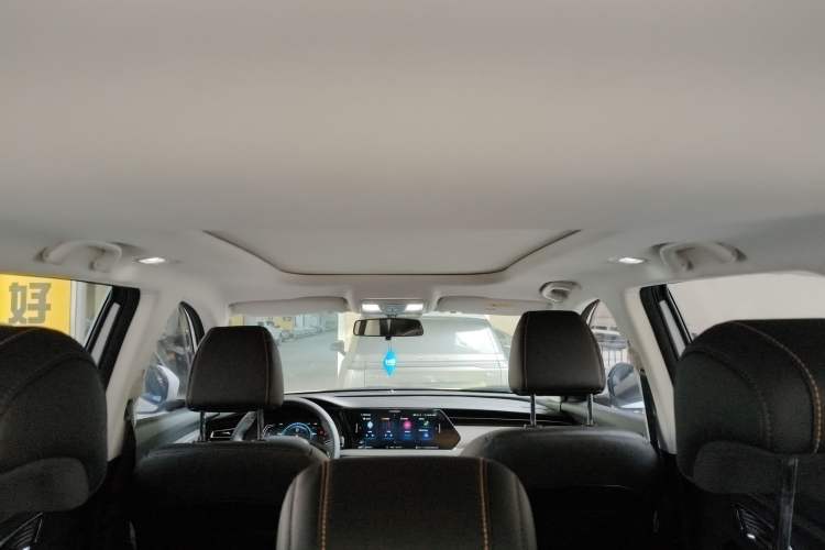 Used Oshan X7 PLUS 2023 Enjoy Edition 1.5T Automatic Prestige Model
