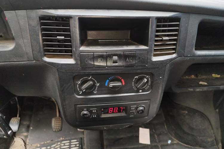Used Wuling Zhiguang 2013 1.0L Practical Version