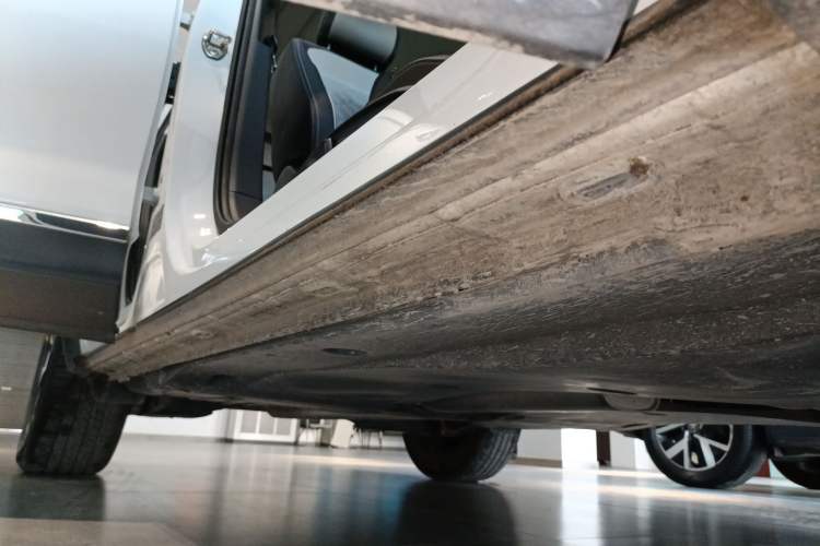 Used Volkswagen Tayron 2023 300TSI Two-Wheel-Drive Luxury Plus Advanced Edition