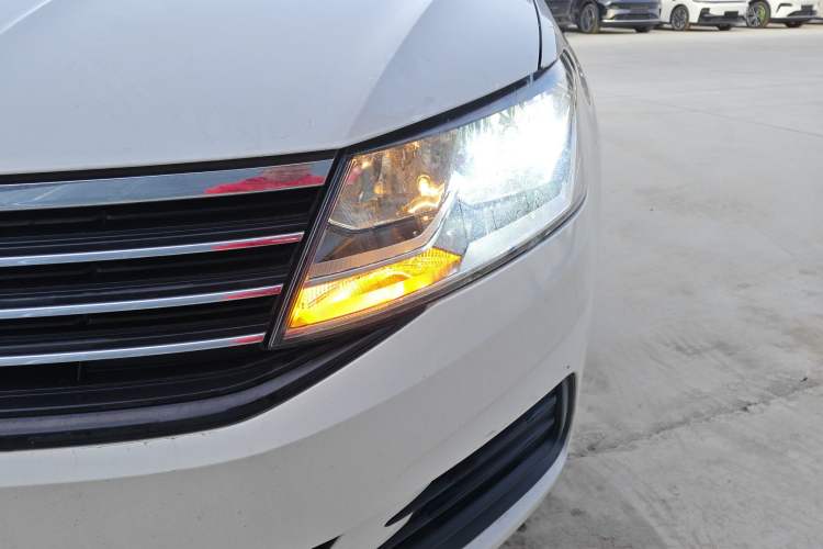 Used Volkswagen Lavida 2019 Lavida Start 1.5L Manual Fashion Edition China VI Standard
