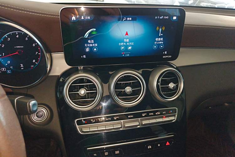 Used Mercedes-Benz GLC 2022 Refreshed GLC 260 L 4MATIC Dynamic Edition
