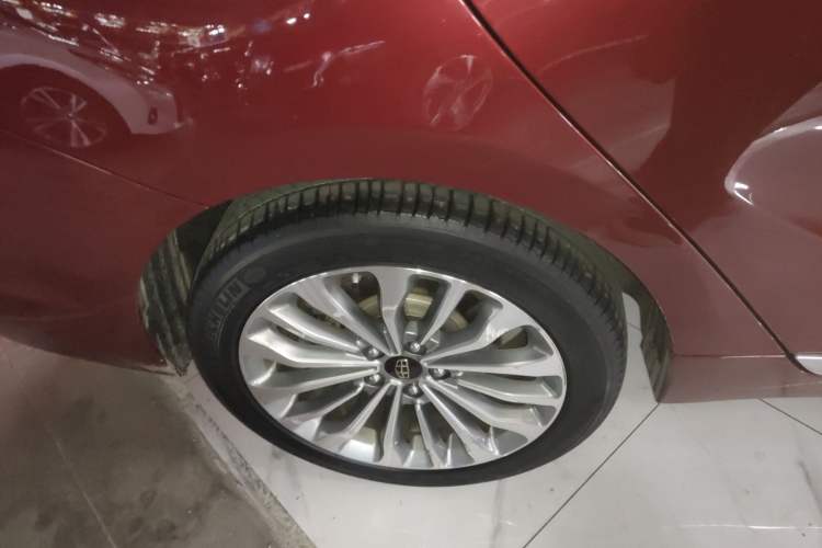 Used Geely Auto Emgrand GT 2015 1.8T Flagship Model