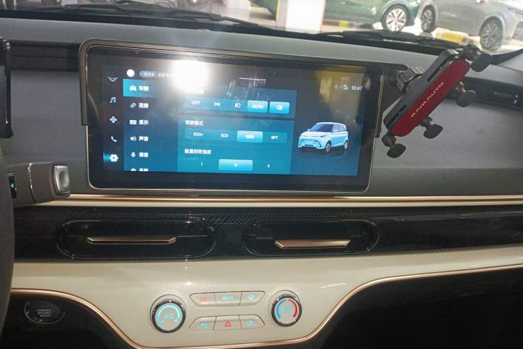 Used Cowin October 2025 Mate 410 km Surfing Edition
