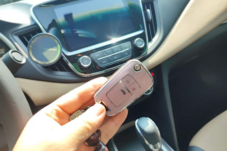 Used Chevrolet Monza 2022 320 Automatic Enjoyment Sunroof Version
