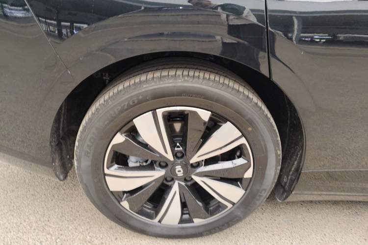 Used  A07 2025 Range-Extended "True Fragrant" Edition 230 Luxury Version
