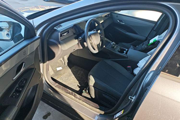 Used BYD Qin PLUS 2025 DM-i Smart Drive 55KM Leading Model