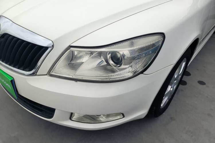 Used Skoda Octavia 2015 Classic Model 1.6L Manual Yijie Edition