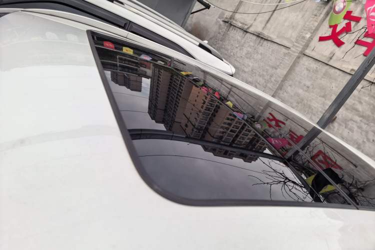 Used Geely Auto Emgrand X7 Sport 2020 1.8TD DCT Two-Wheel Drive Smart Connect 4G-Enabled Version
