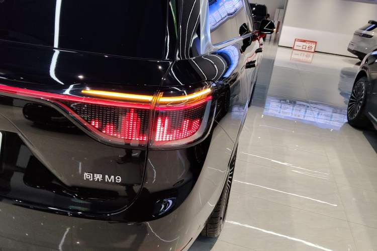 Used Hima AITO M9 2024 Range-Extended Max Edition 52 kWh 6-Seater Version