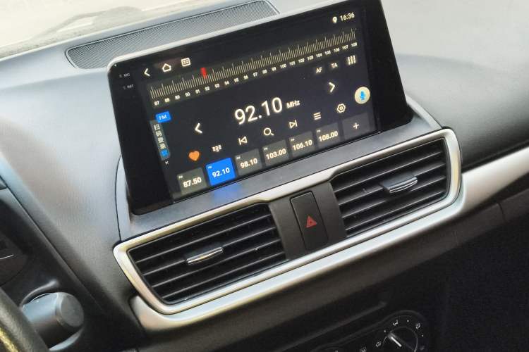 Used Mazda Mazda 3 Axela 2017 Sedan 1.5L Automatic Comfort Model Emission Standard China V