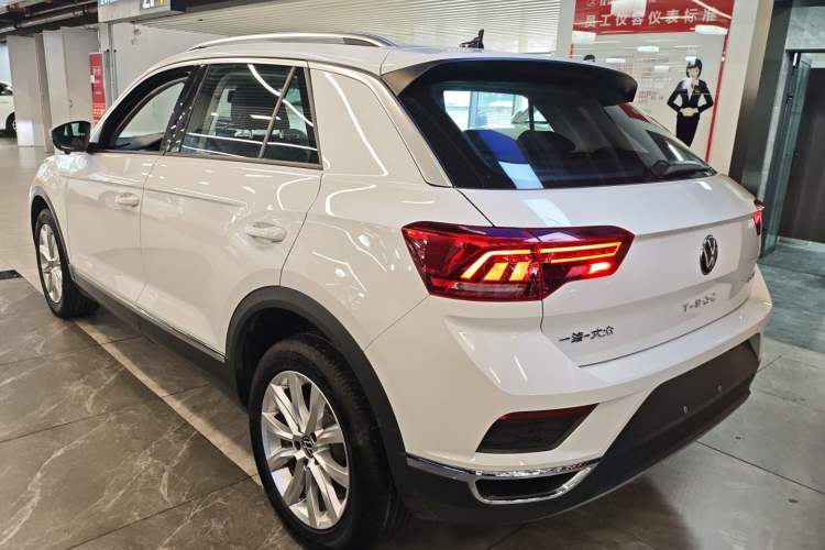 Used Volkswagen T-ROC 2022 280TSI DSG Two-Wheel Drive Elite PLUS
