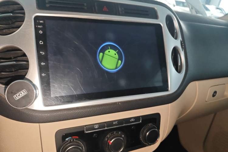 Used Volkswagen Tiguan 2015 1.8TSI Manual Two-Wheel Drive Fashion Edition
