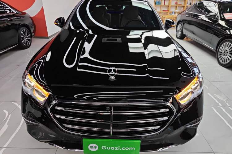 Used Mercedes-Benz E-Class New Energy 2024 E 350 e L Plug-in Hybrid Sedan
