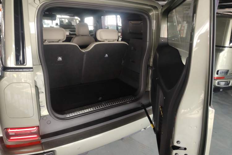 Used  V23 2025 501 Four-Wheel Drive Intelligent Driving Version
