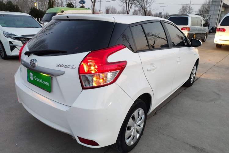 Used Toyota YARiS L 2015 1.5E Automatic Charm Edition
