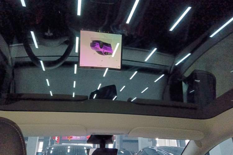 Used Tesla Model Y 2023 Rear-Wheel-Drive Version
