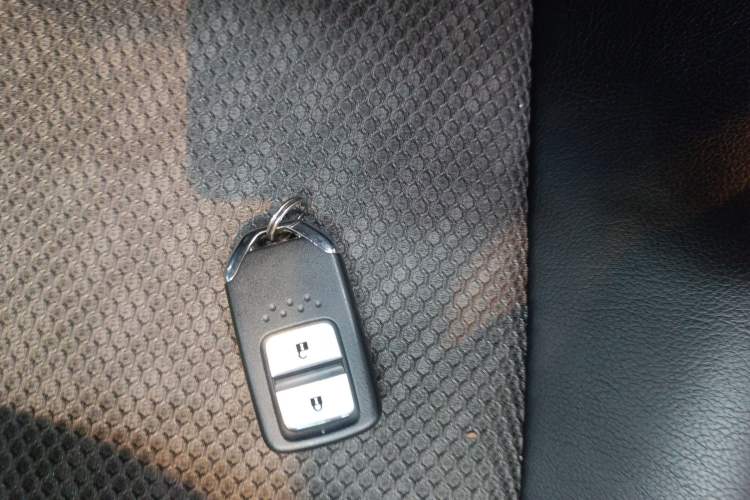 Used Honda Jade 2017 1.8L automatic Comfort version 5 seats
