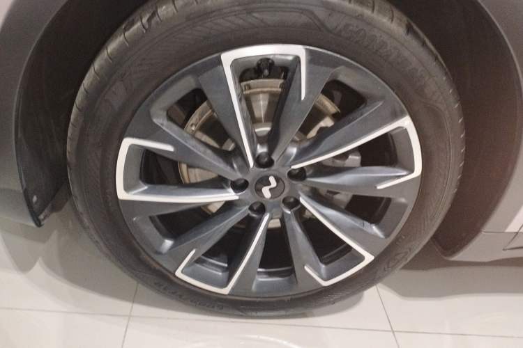 Used ONVO L60 2024 60 kWh All-Wheel Drive
