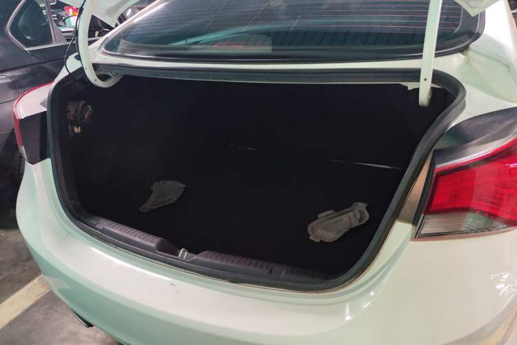 Used Hyundai Elantra 2016 1.6L Automatic Prestige Edition
