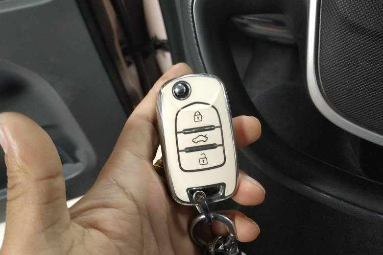 Used Wuling Hongguang MINIEV 2021 Macaron Fashion Edition Lithium-Ion Battery
